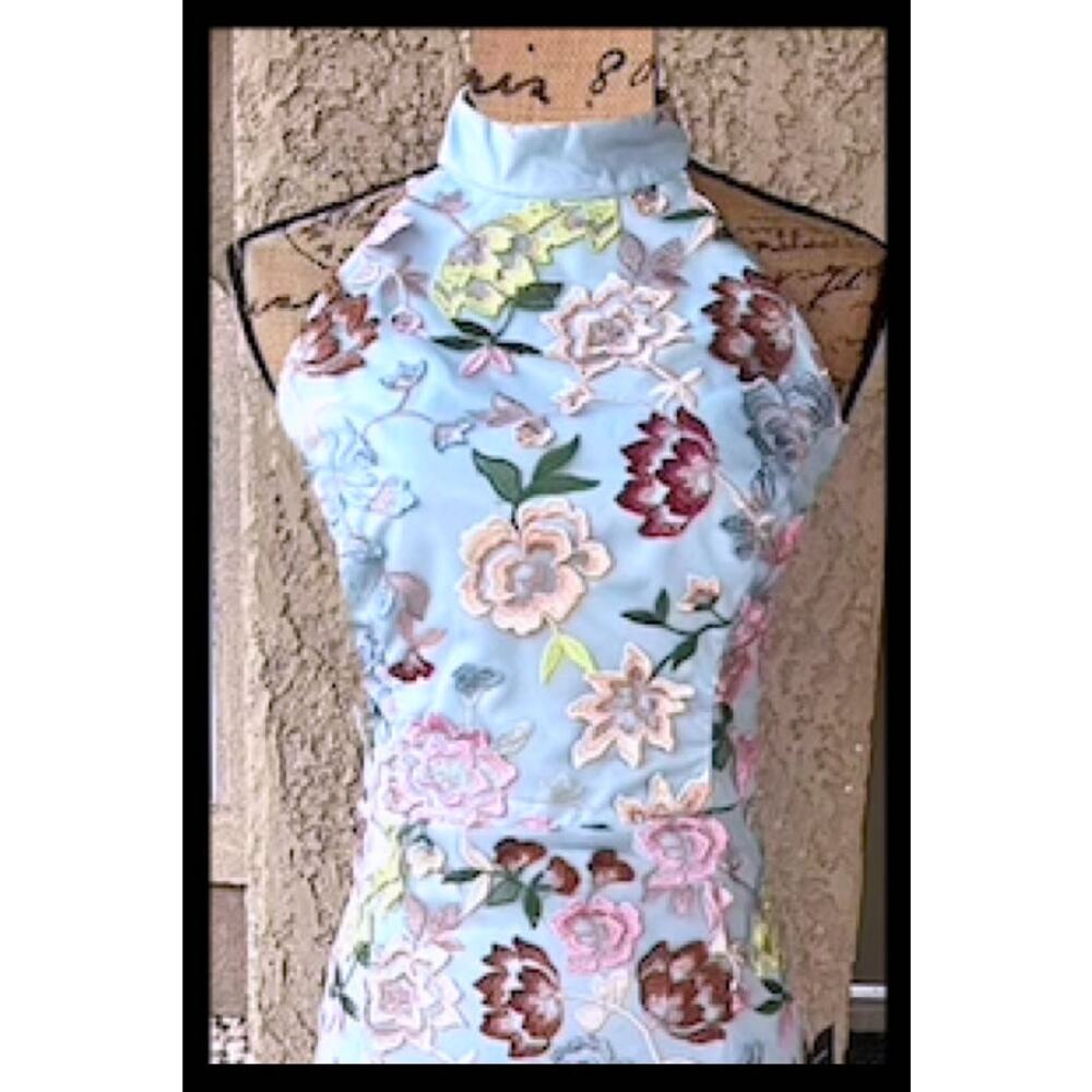 Lulus Blue Floral Embroidered Halter Infinite Praise Maxi Dress Size L - Picture 3 of 9
